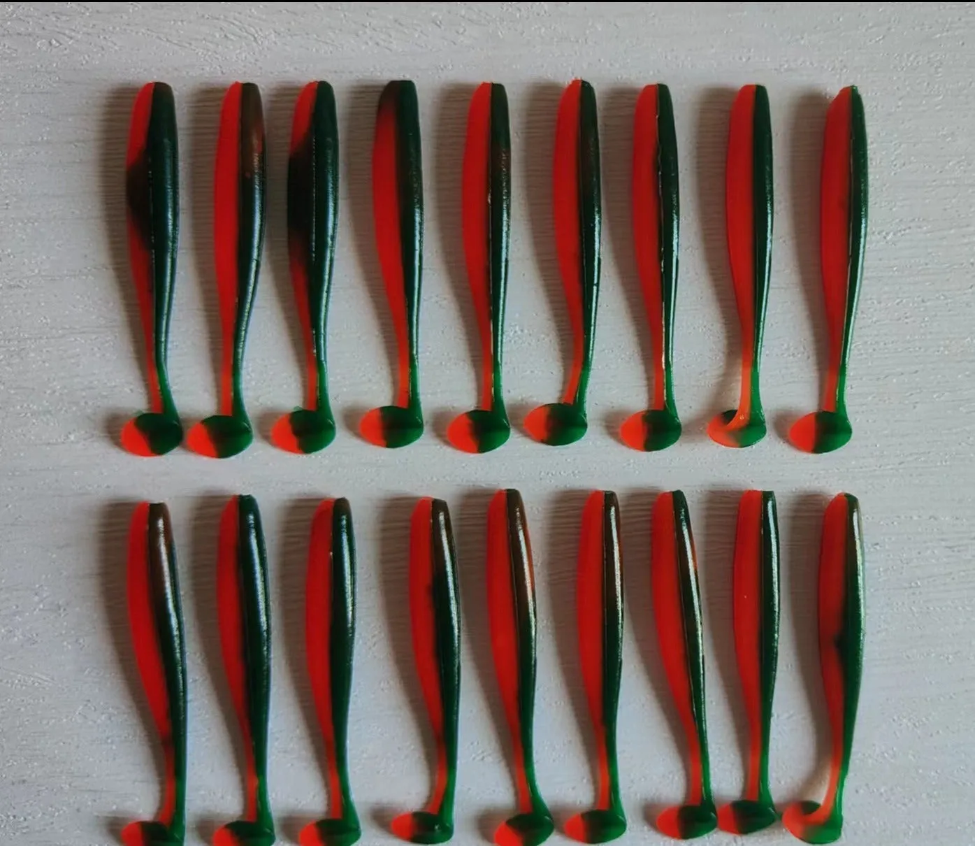 18pcs (3pks) Soft Plastic Paddle Tail Shad 75mm On 5 Colour Scented Fishing Tackle