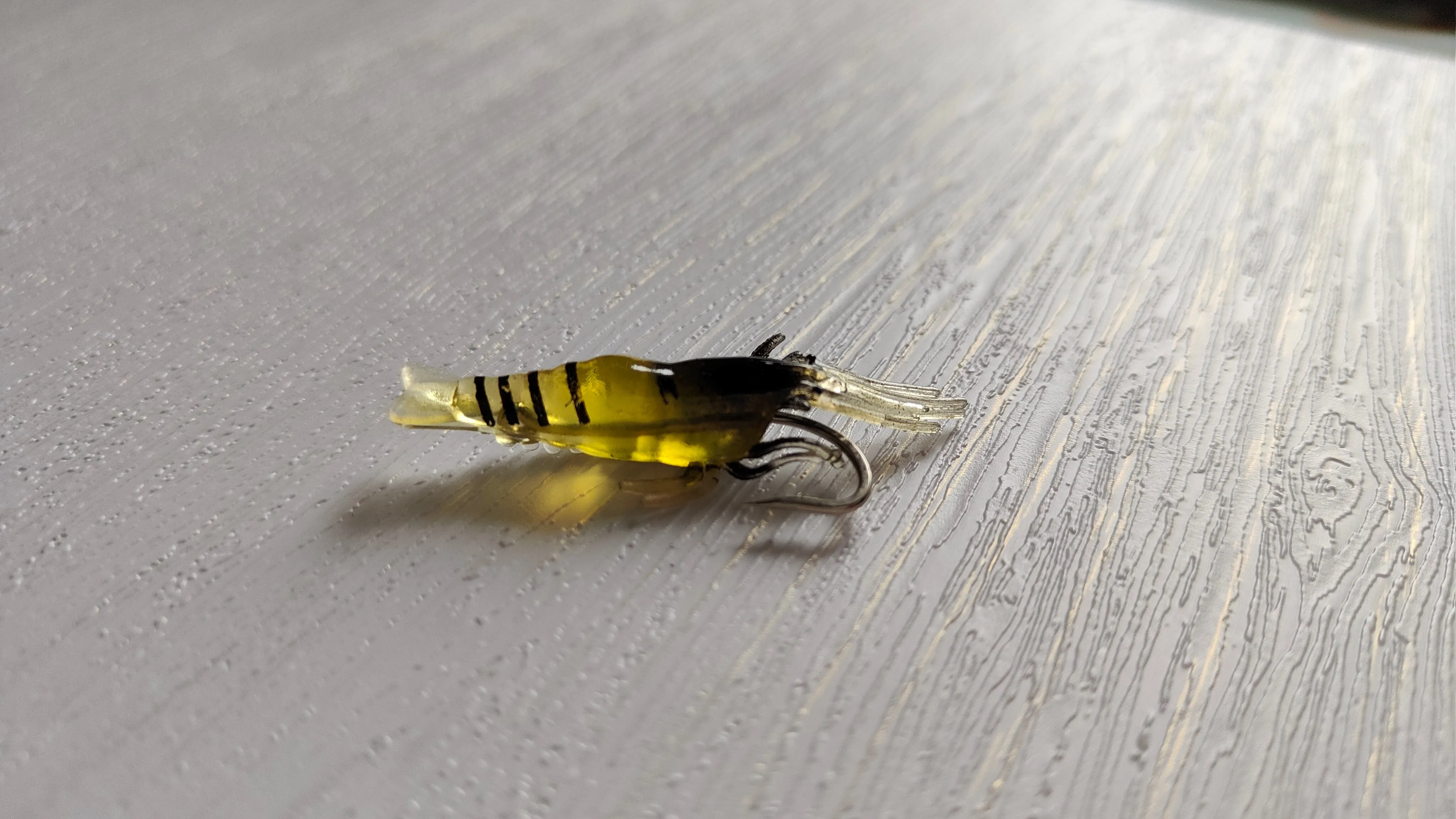 Azura  20pcs Soft Plastic Yellow mini Shrimp Fishing Lure with hooks 40mm