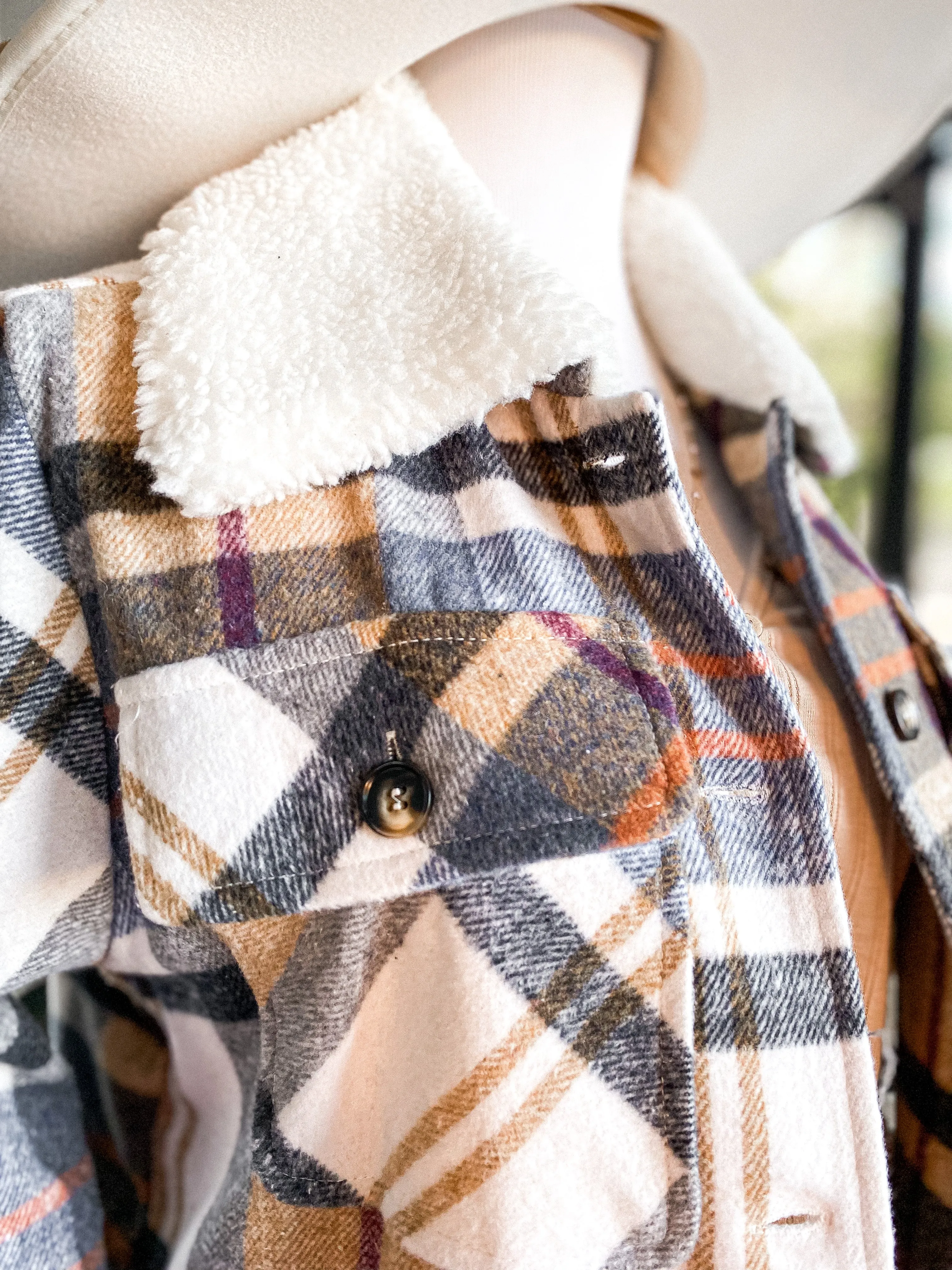 Billie Plaid Jacket