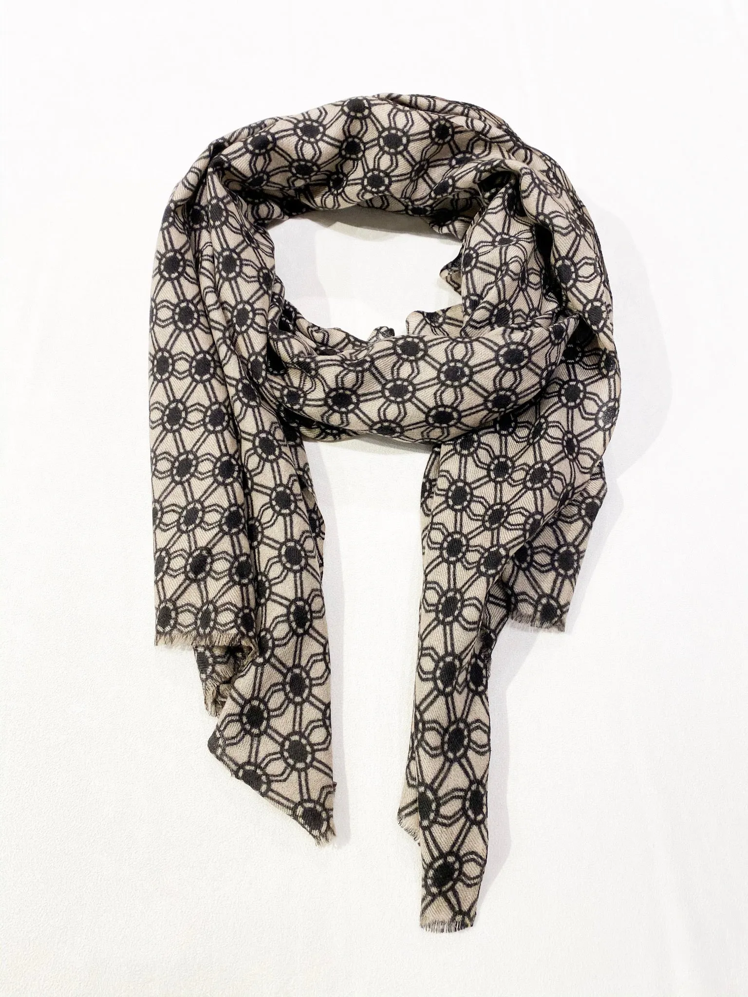 CASHMERE WOVEN SCARF