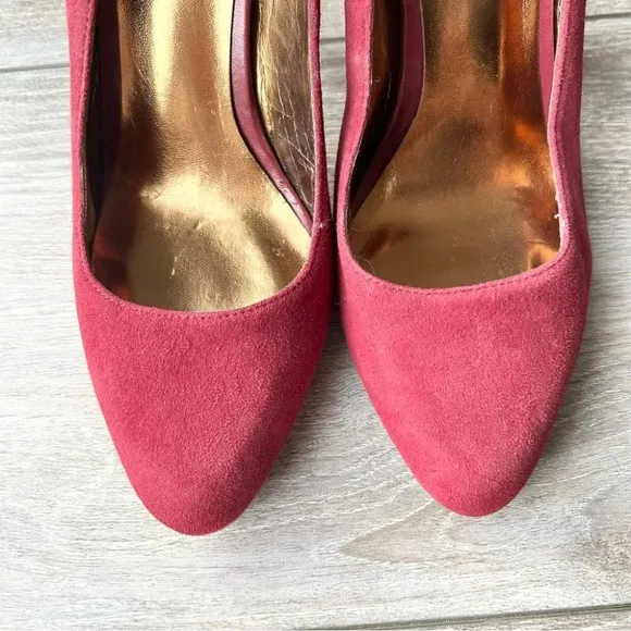 Charles David Burgundy Suede Leather Pumps