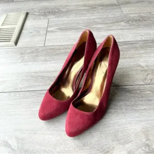 Charles David Burgundy Suede Leather Pumps