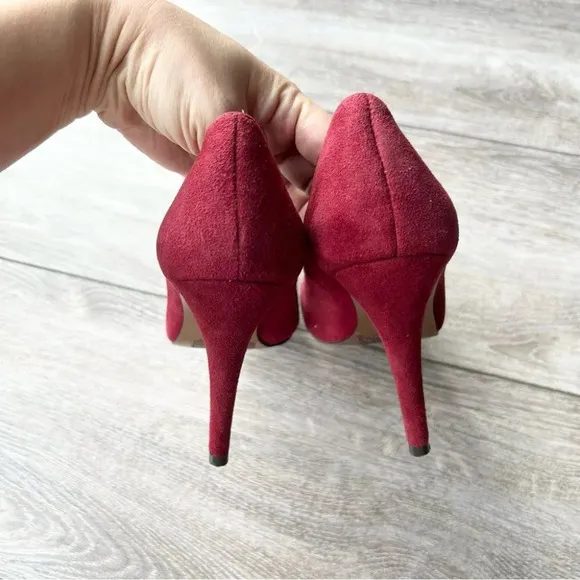 Charles David Burgundy Suede Leather Pumps