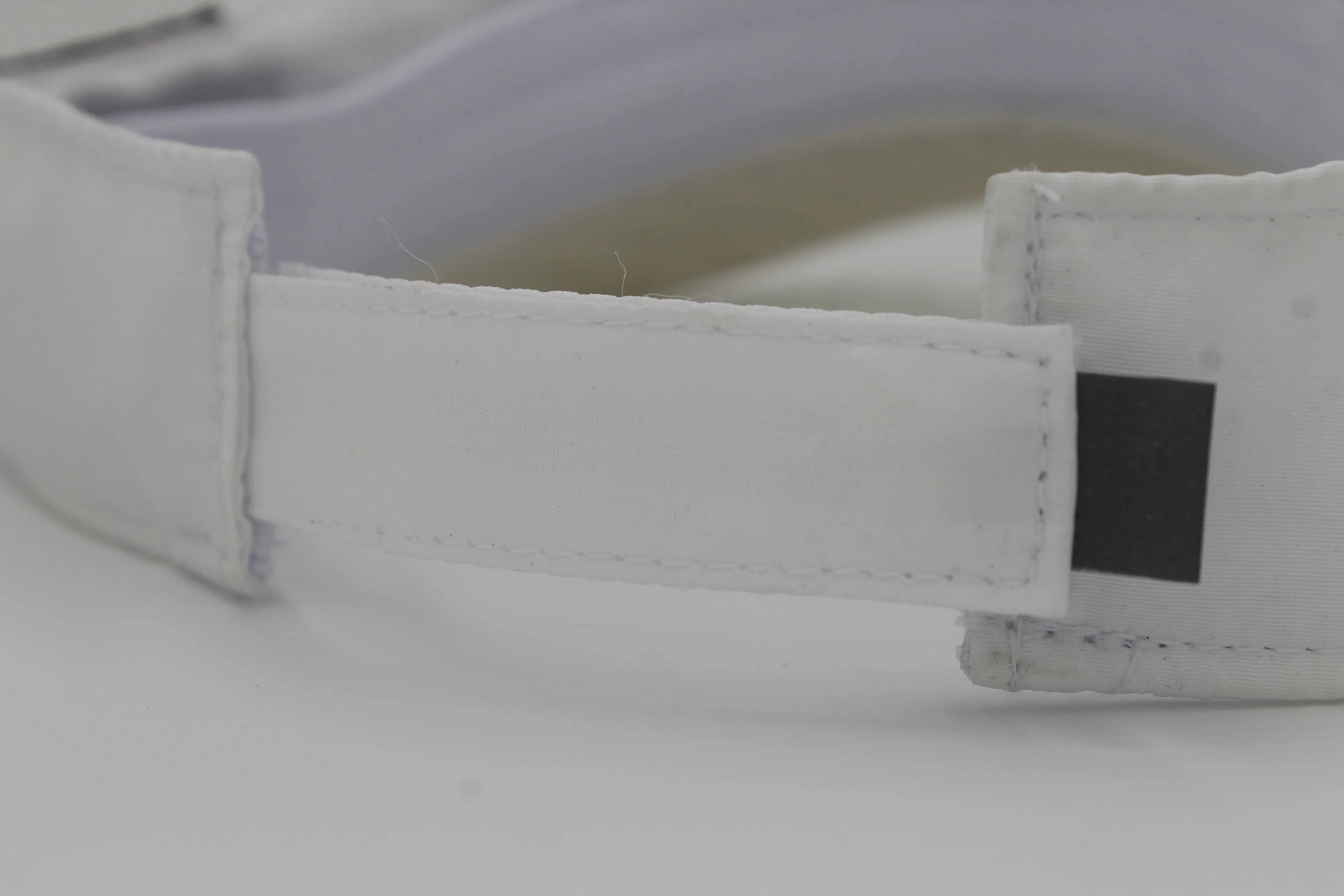 Elite Performance Visor - White / Black