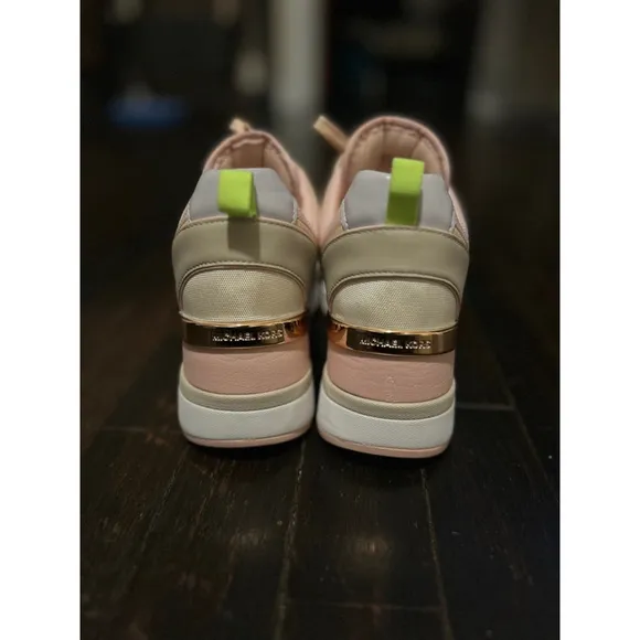 EUC Michael Kors Georgie Mixed-Media Trainer size 6.5M