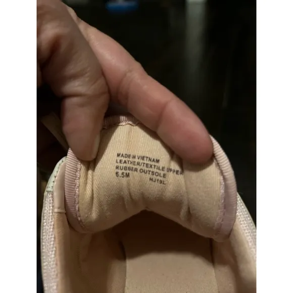 EUC Michael Kors Georgie Mixed-Media Trainer size 6.5M