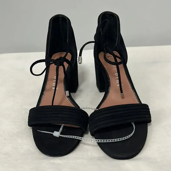 Gianni Bini Rhiaann Women's Black Suede Sandal Block Heel Ankle Tie Shoe 6.5 NWT
