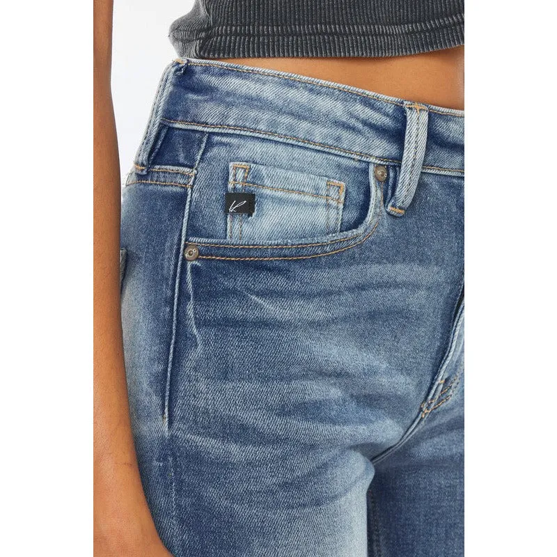 HIGH-RISE JEANS