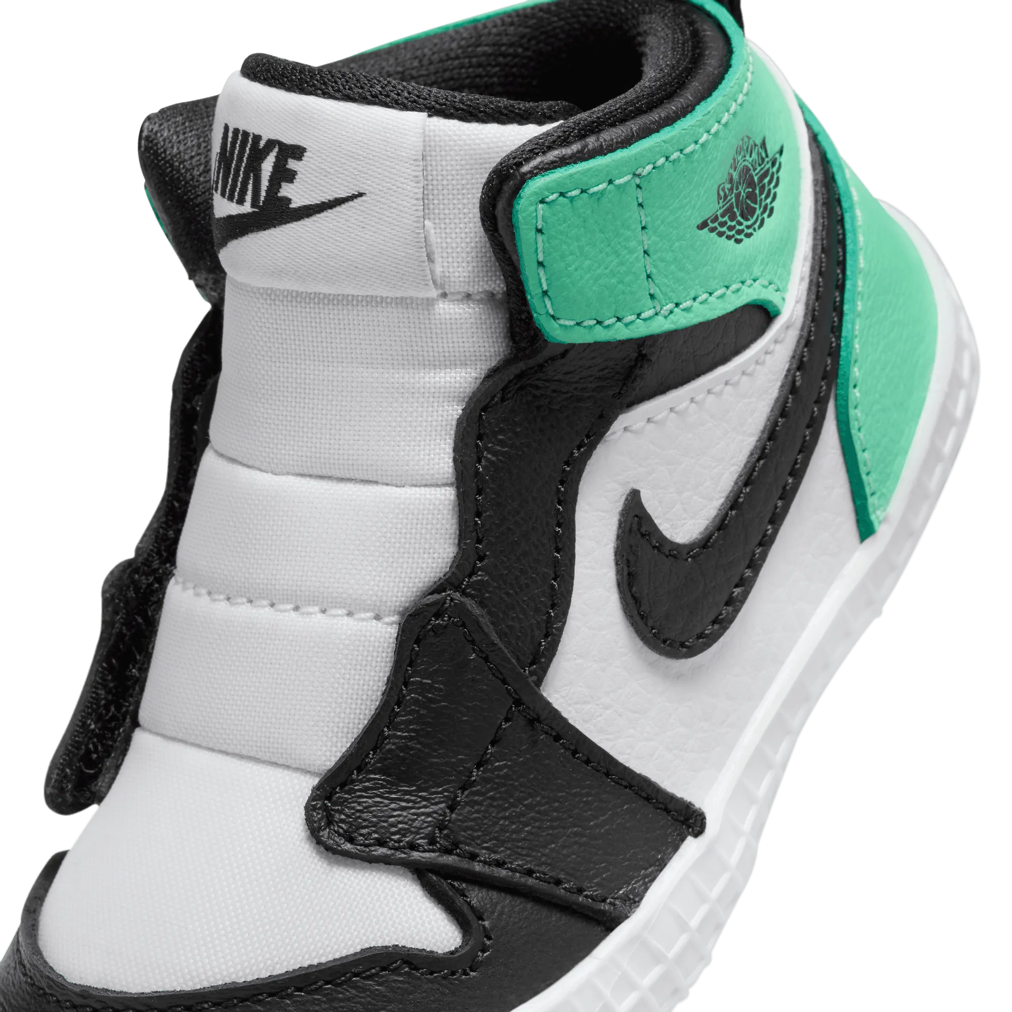 JORDAN 1 CRIB BOOTIE