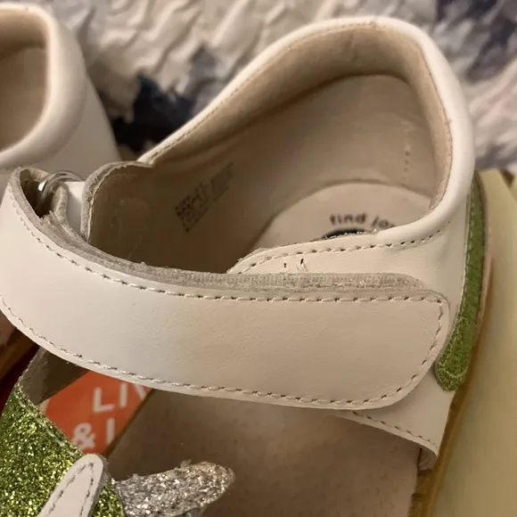 Livie and Luca Unicorn sandals size 1