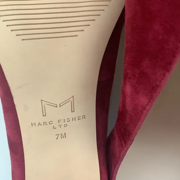 Marc Fisher Varla Dark Red Suede Block Heel Pumps