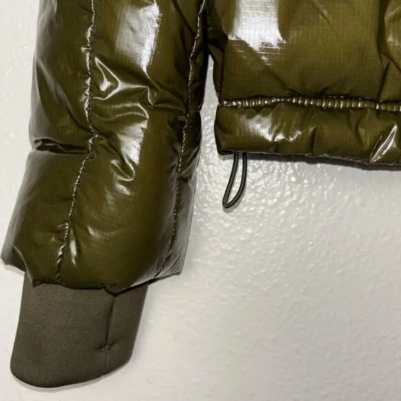 NWT Gap Green Upcycled Cropped Midweight Puffer Jacket Detachable Hood Women XS