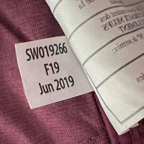 NWT Smartwool Purple Smartloft Pull On Down Puffer Skirt, Size Medium