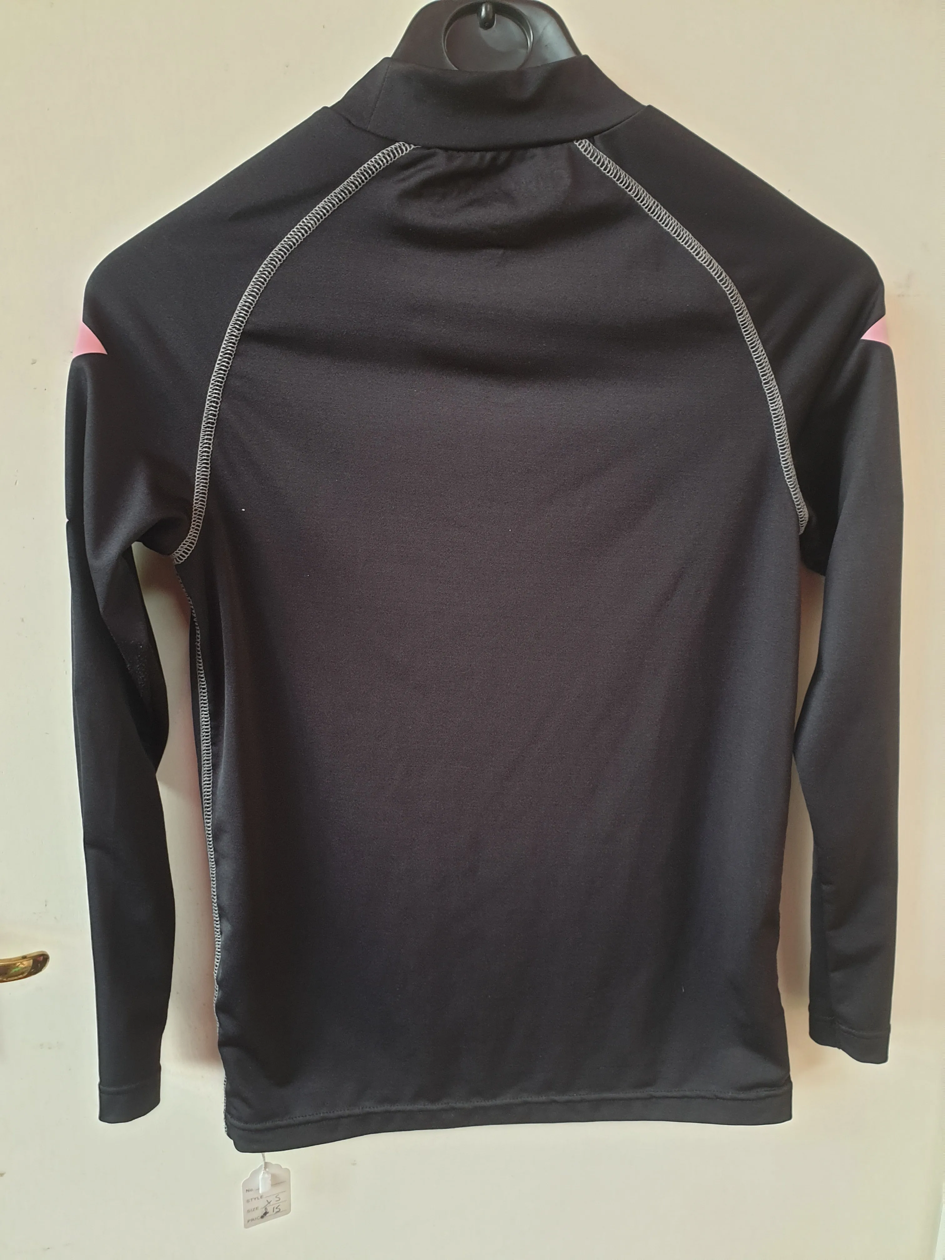 Rhino base layer black xs FREE POSTAGE ✅