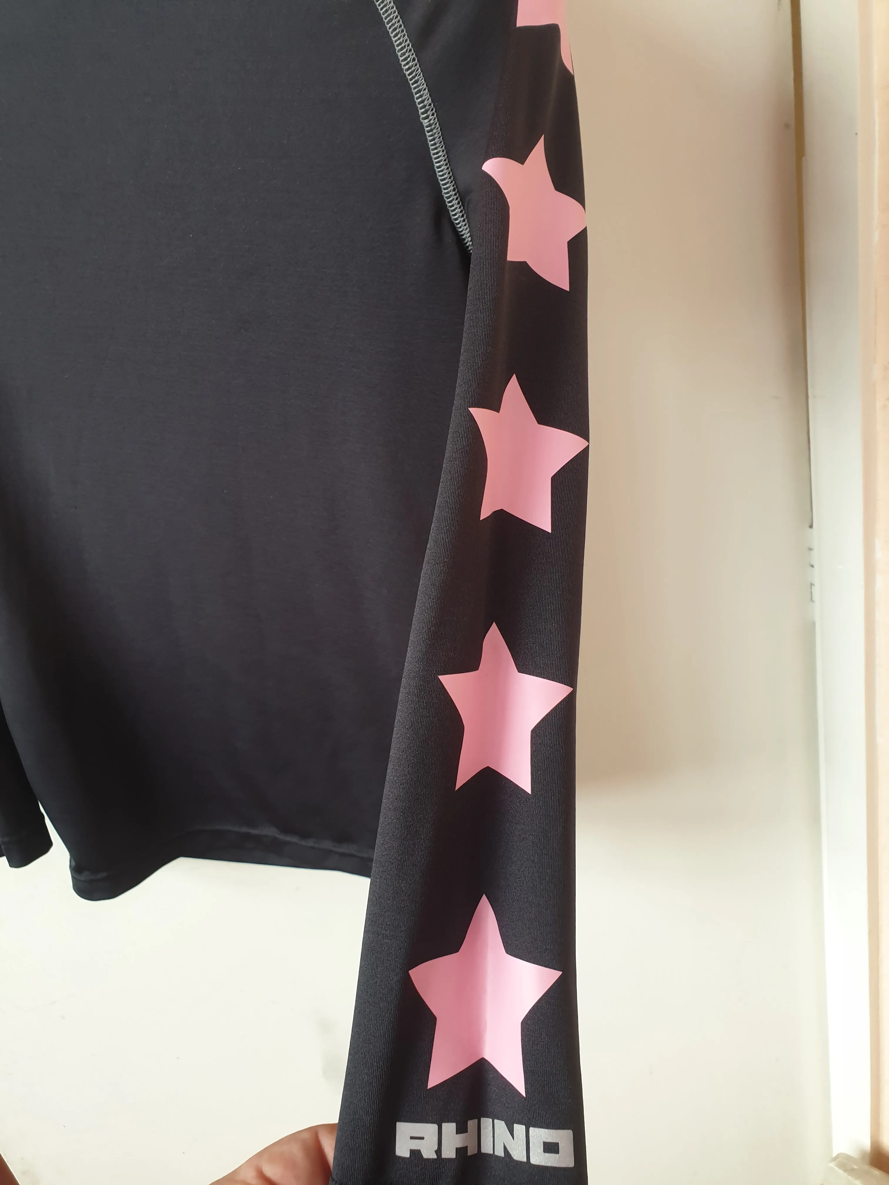 Rhino base layer black xs FREE POSTAGE ✅