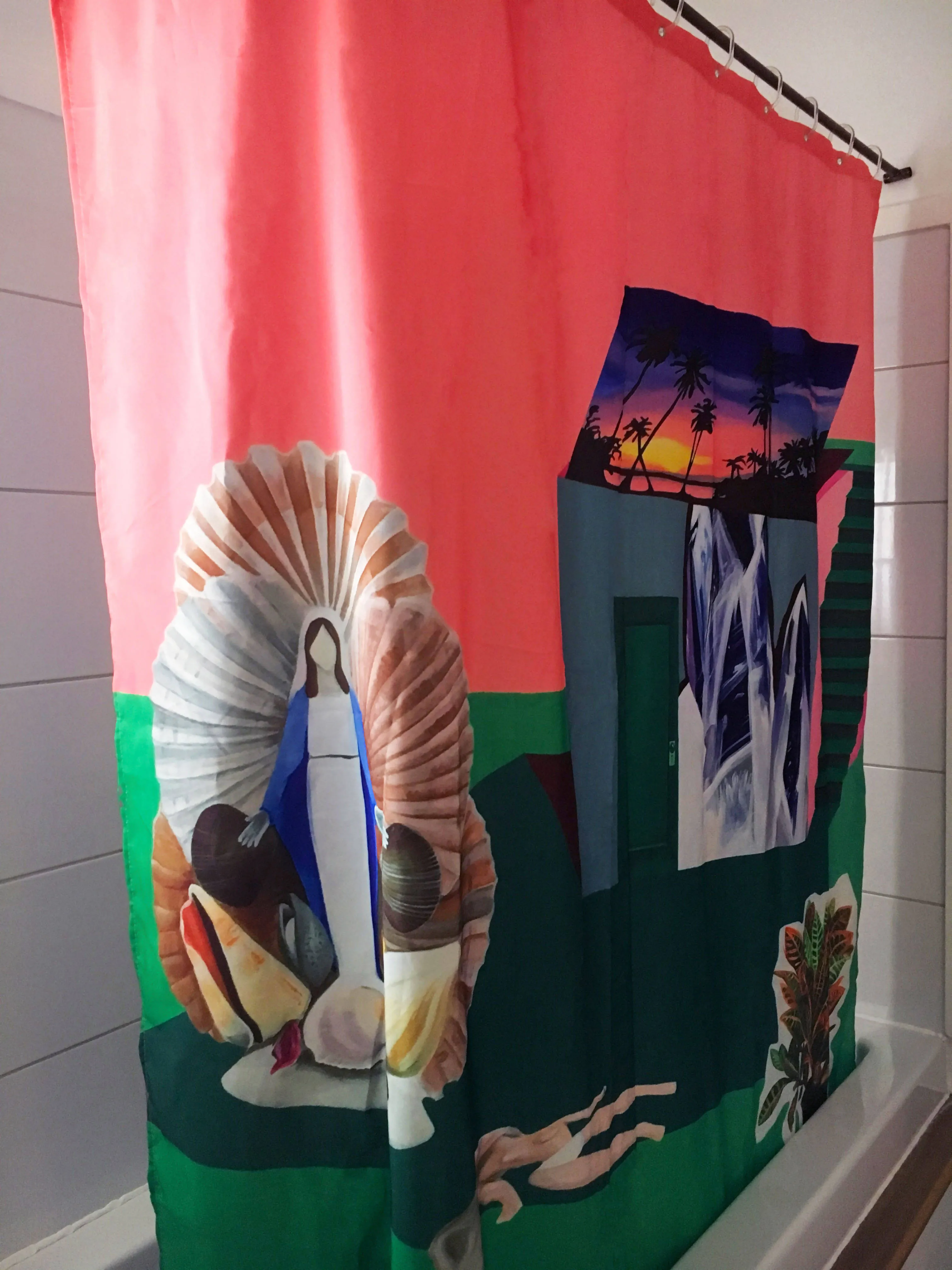 Rideau de douche de polyester, durable et lavable, conçu en collaboration avec l'artiste peintre marlene brando
