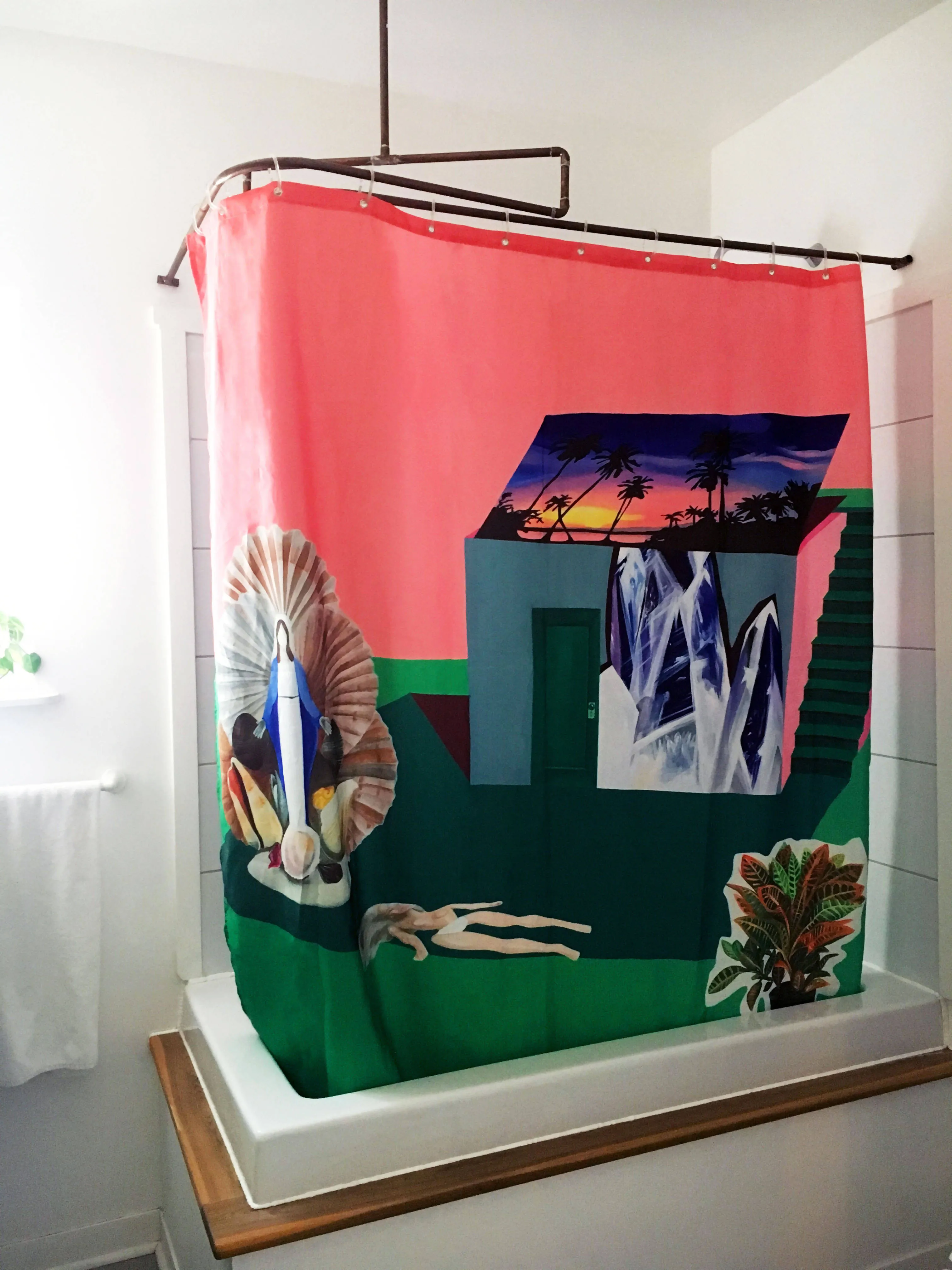 Rideau de douche de polyester, durable et lavable, conçu en collaboration avec l'artiste peintre marlene brando