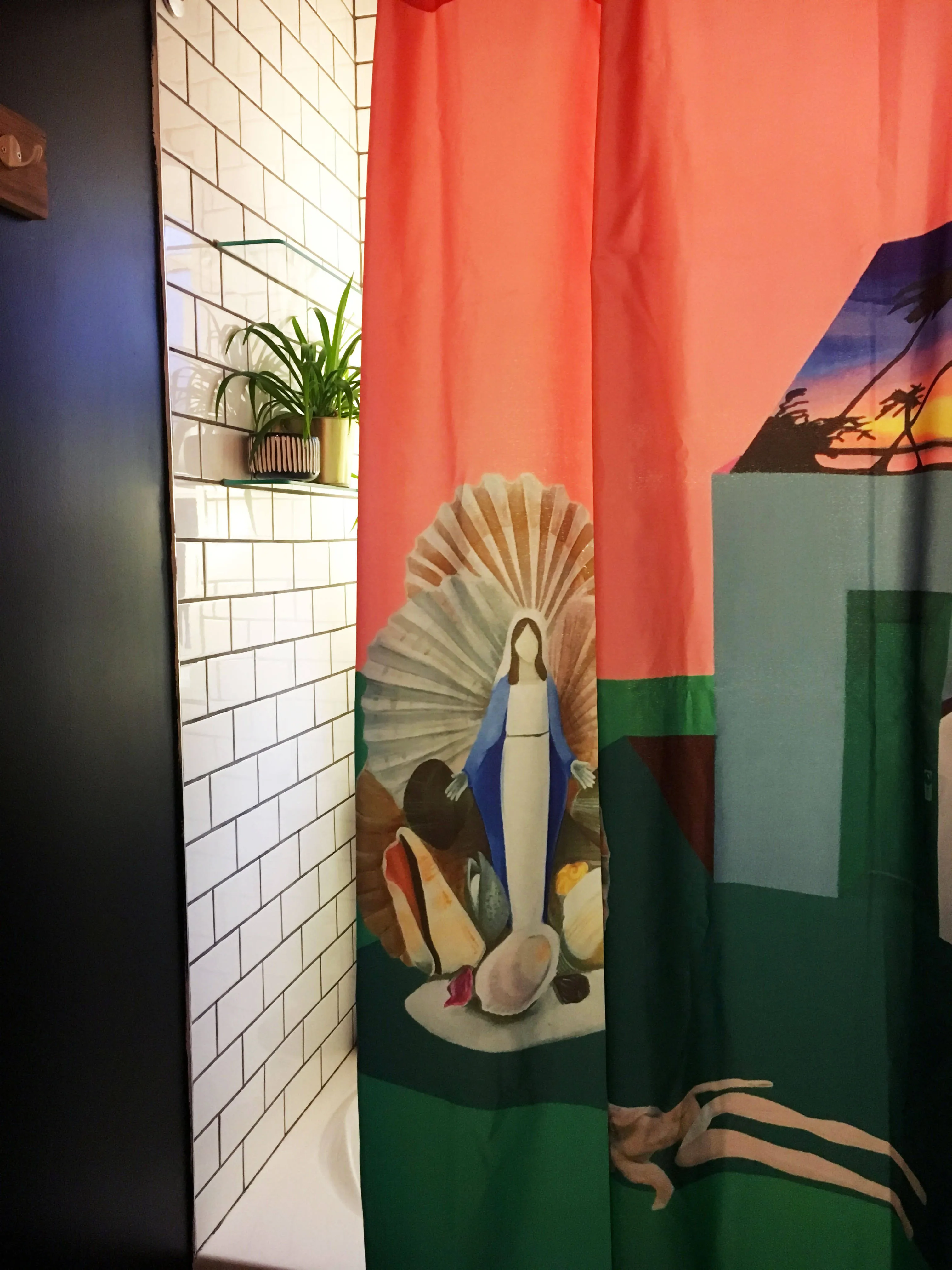 Rideau de douche de polyester, durable et lavable, conçu en collaboration avec l'artiste peintre marlene brando
