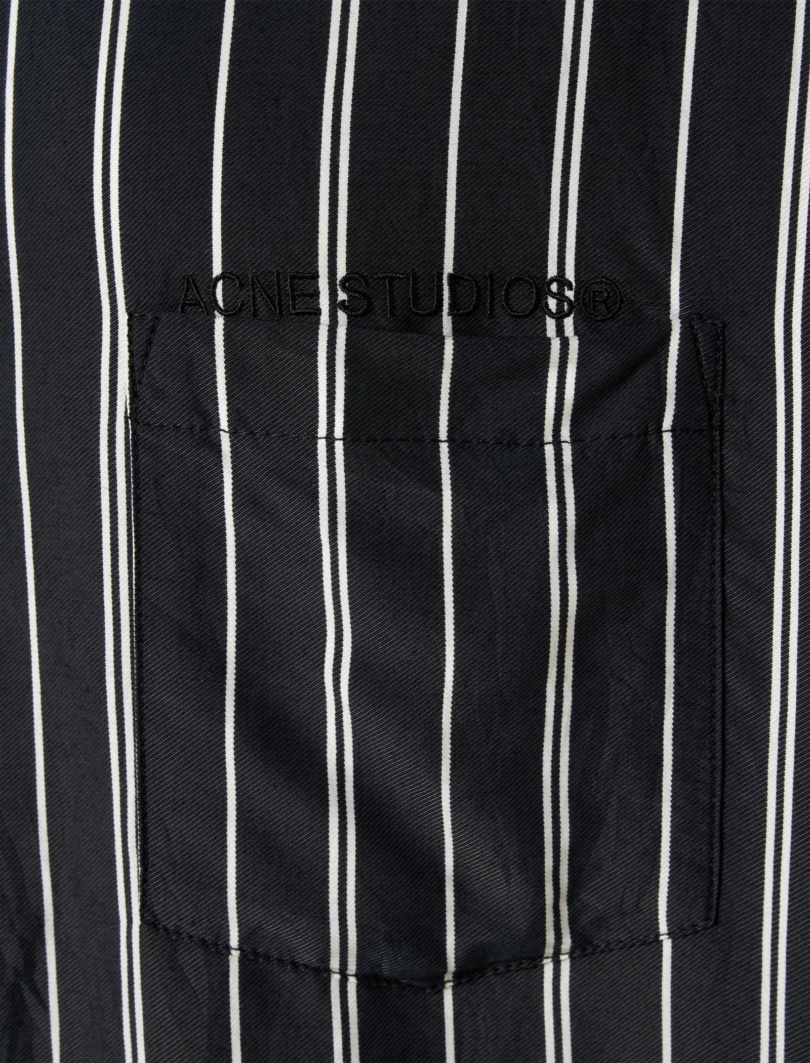 SHORT SLEEVE WOVEN TOP