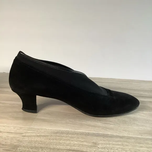 THIERRY RABOTIN Black Suede Kitten Heel Pumps Whimsigoth Cocktail EU 40.5 US 10