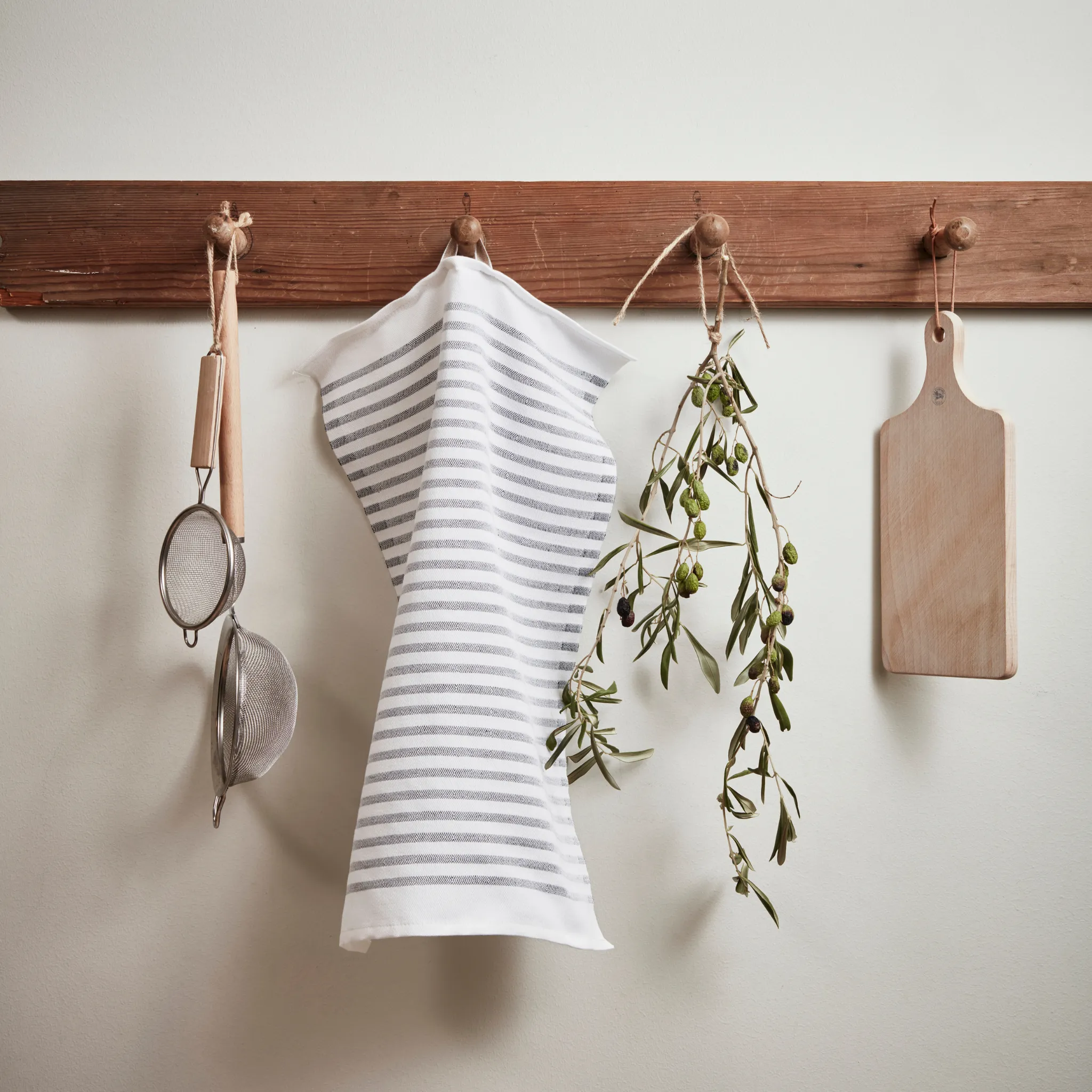 Tvars Towel - Grey