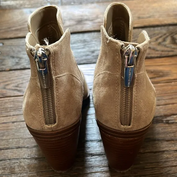 Vince Camuto Gradesha Suede Tortilla Ankle Boot Size 6.5