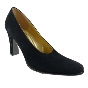 Vintage Bruno Magli Pumps GUC $385 size 5.5    S2463
