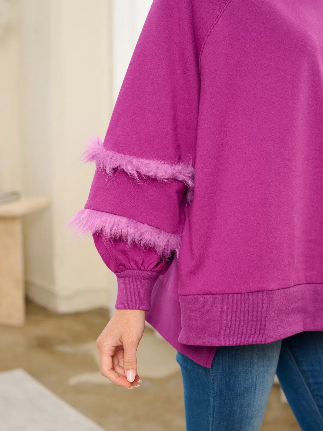 WOMEN'S LONG FEATHER SLEEVE OVERSIZED HIGH-LOW TOP