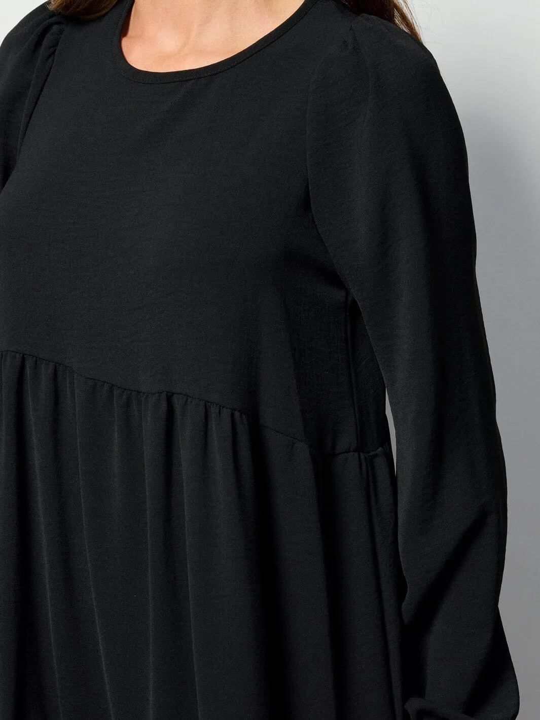 WOMEN'S LONG SLEEVE TIERED HIGH-LOW MIDI DRESS